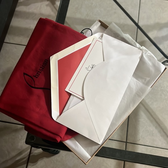 NEW Authentic size 40 CLB Kate pumps - Picture 4 of 8